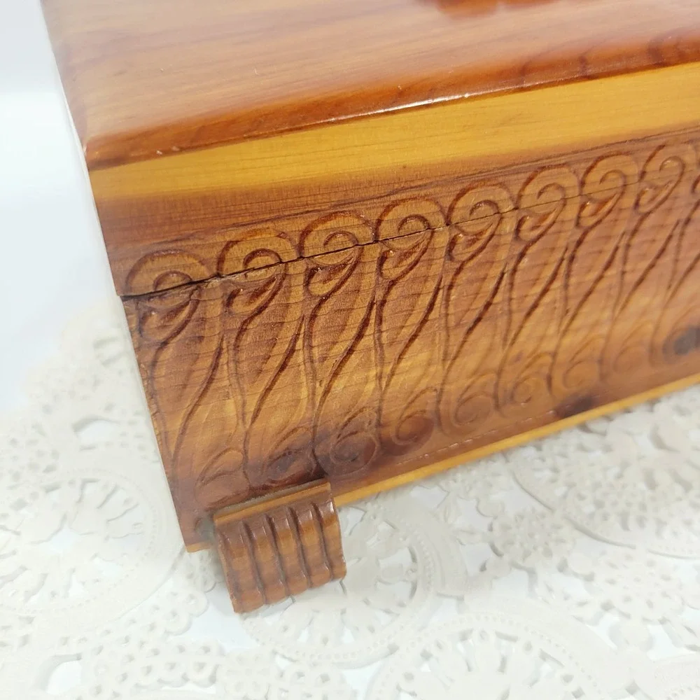Vintage Carved Cedar Wood Jewelry Trinket Box With Mirror & Feet